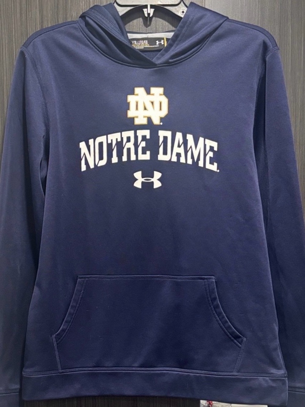 Under Armour Boys XL Navy & White Notre Dame Pullover Hoodie, Like New